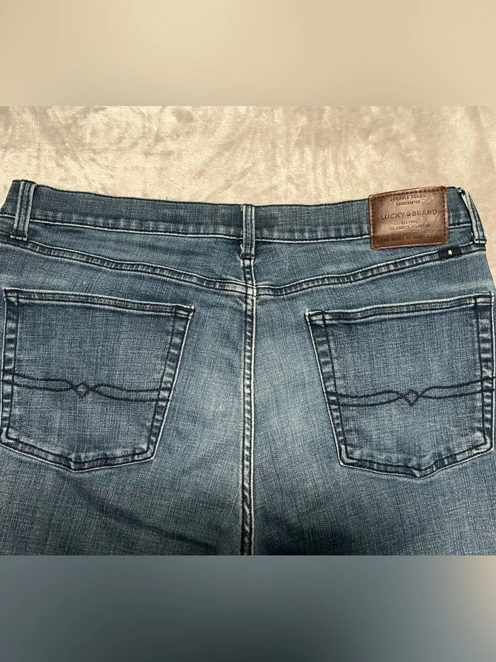 Lucky Brand 363 Straight Leg Jeans Men’s 36x30 Medium Wash Denim